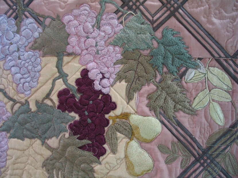 harvest-grapes-pears-embroidery-stitchout-detail