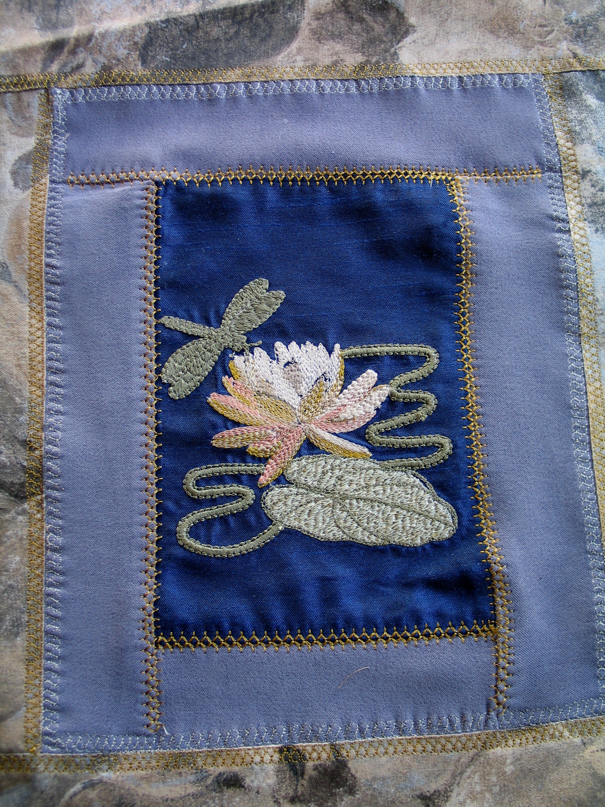 water-lily-embroidery