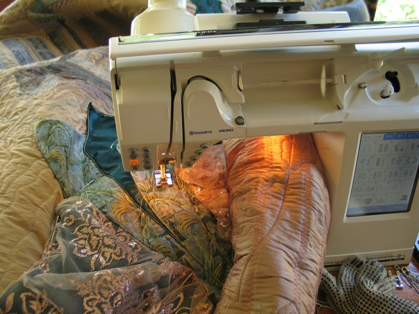 stitching-the-body-to-the-quilt