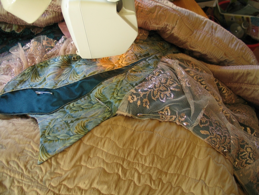stitching-the-body-to-the-quilt