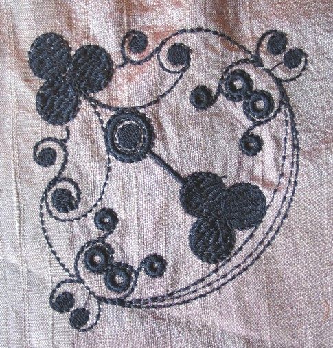 curly-geo-ornament-embroidery