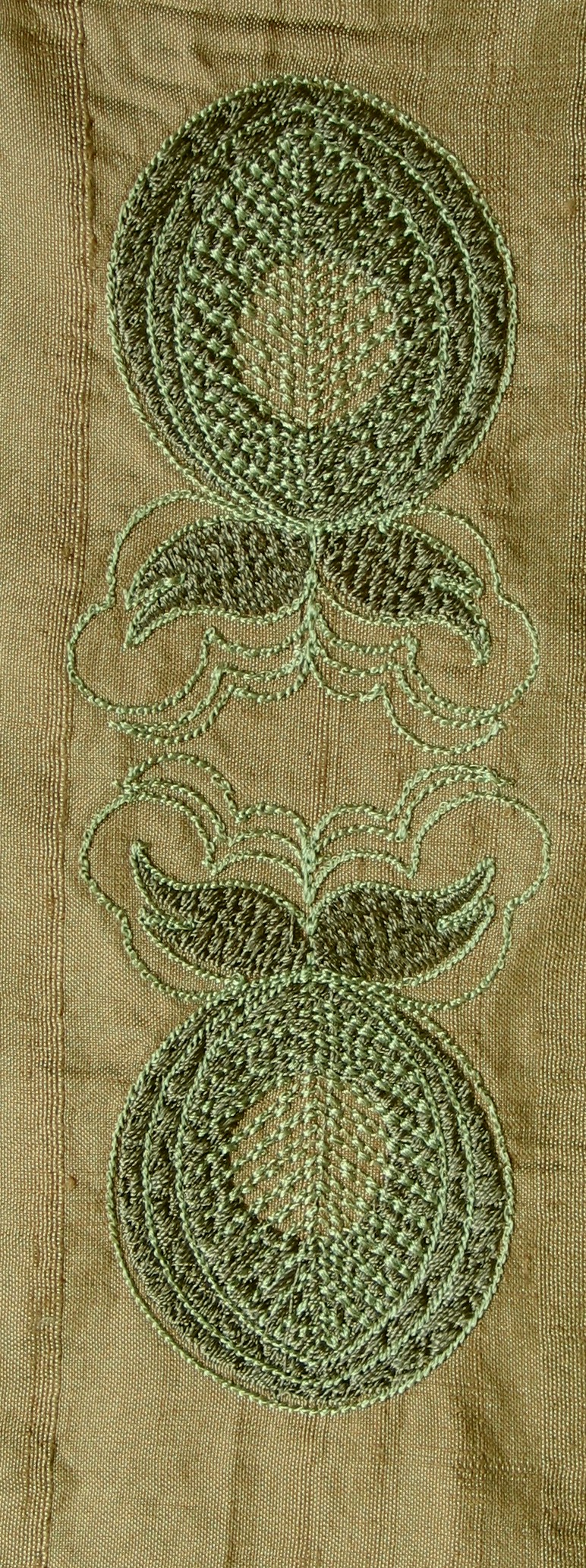 egyptian-fish-embroidery
