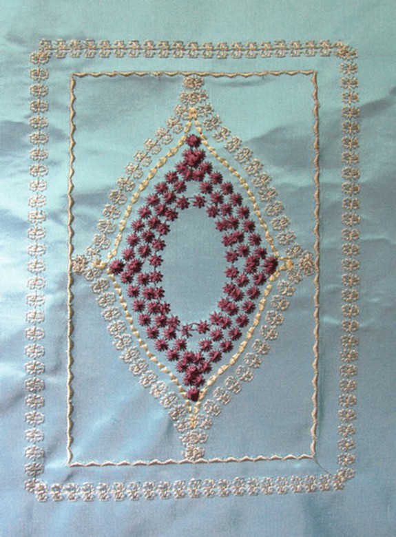lacey-rectangle-border-embroidery