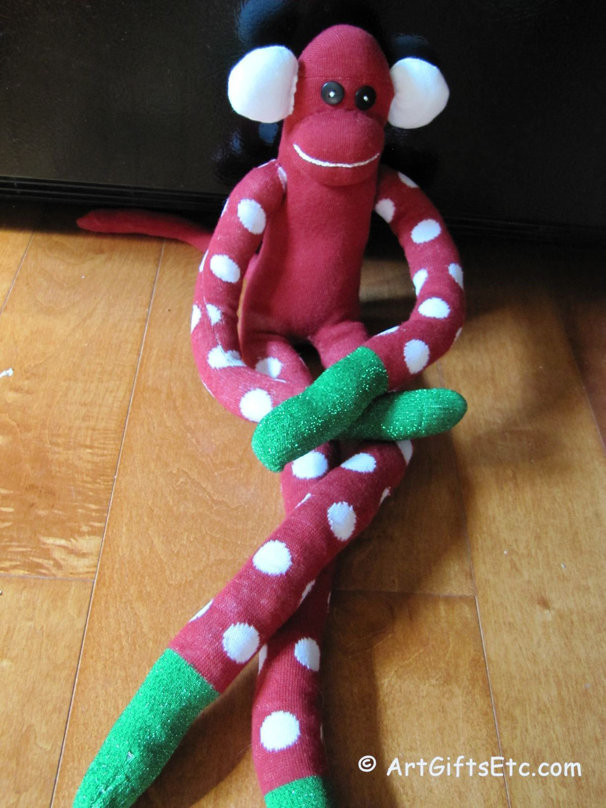 christmas-sock-monkey-Knowell