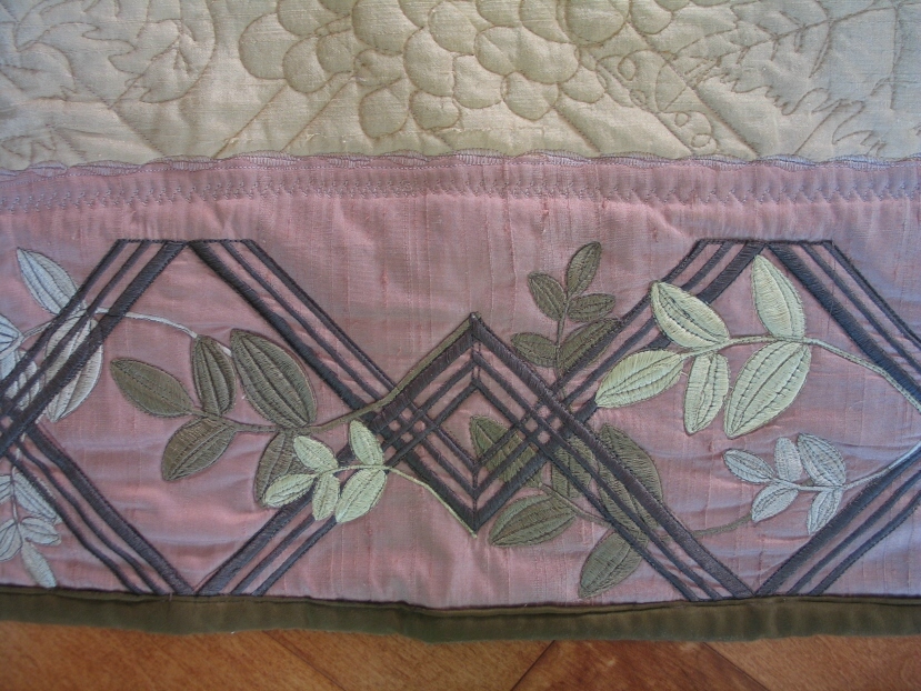 harvest-quilt-trellis-border-embroidery-stitchout-detail